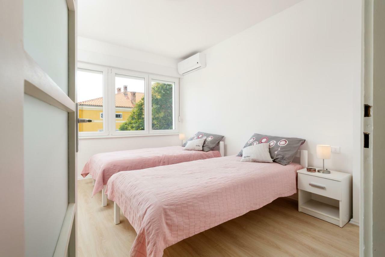 Botun Apartman Free Parking Pula Exteriör bild